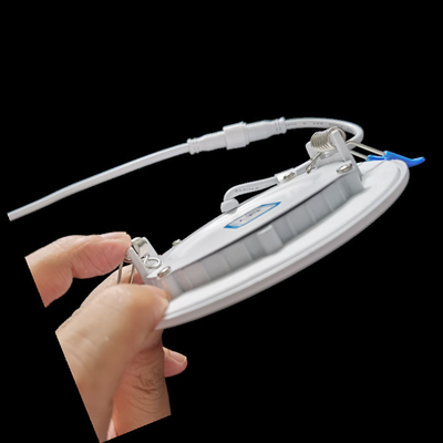 Ac85-265v Oprawa typu Downlight do wbudowania do użytku domowego 5cct Regulowany kolor 12w