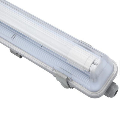 Obudowa T8 Tube PC IP65 Wbudowany czujnik światła 40W Led Tri Proof Fixture