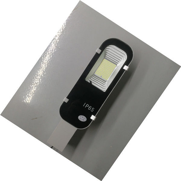 Wszystko w dwóch Solar Street Light od 50W do 460W z obudową odporną na korozję i rdzę